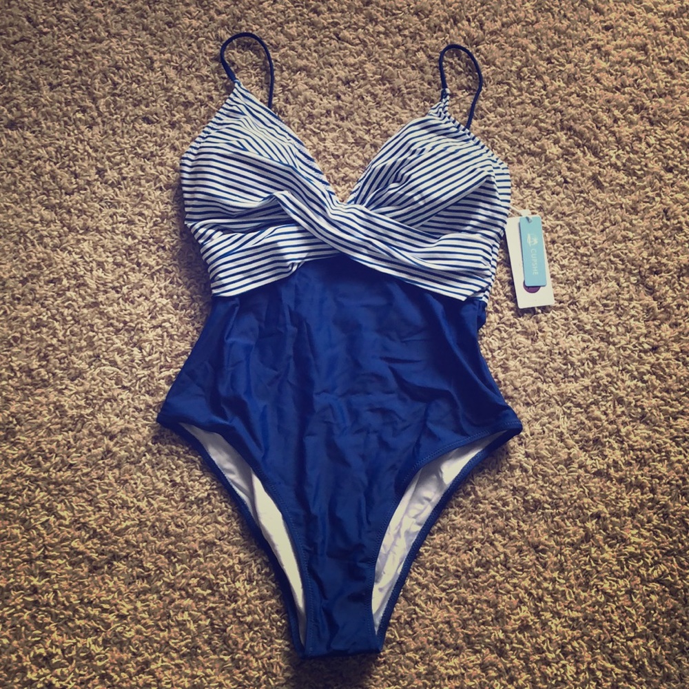 Cupshe Swimsuit
